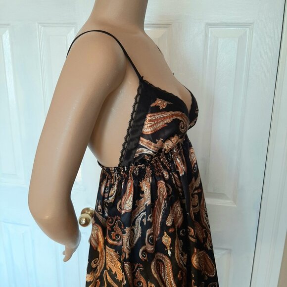 LA VIE EN ROSE Black and Gold Satin Paisley Babydoll Slip Mini Dress - Size S - Picture 3 of 11